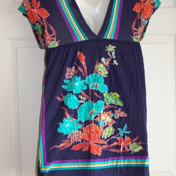 {one clothing} Deep V-neck sleeveless dress - Picture 4 of 6